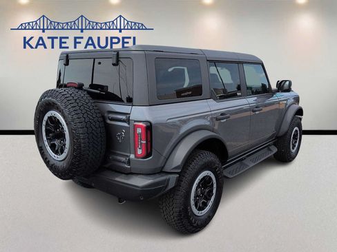 Certified 2025 Ford Bronco Badlands w/ Sasquatch Package AWD/4WD image 7