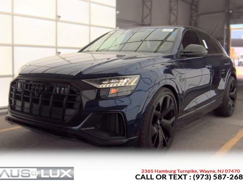 Used 2021 Audi SQ8 Prestige w/ Prestige Package AWD/4WD image 3
