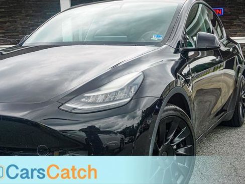 Used 2021 Tesla Model Y Long Range AWD/4WD image 6