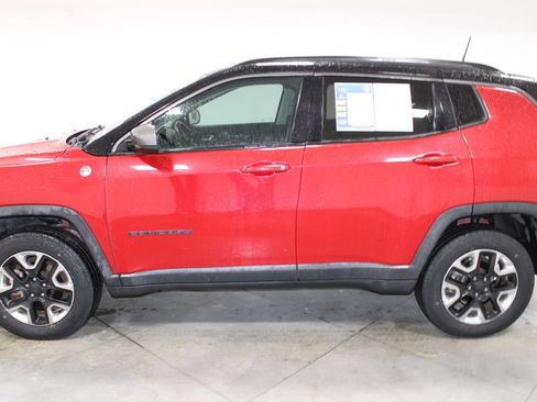 Used 2018 Jeep Compass Trailhawk w/ Leather Interior Group AWD/4WD image 7