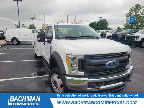 Used 2017 Ford F450 XL AWD/4WD image 1