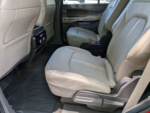 Used 2020 Ford Expedition Limited w/ Equipment Group 302A AWD/4WD image 26