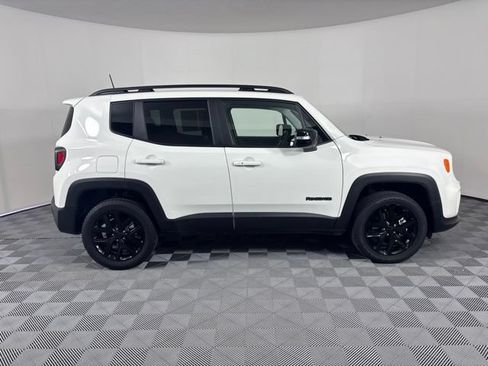 Used 2023 Jeep Renegade Altitude w/ Convenience Group I AWD/4WD image 34