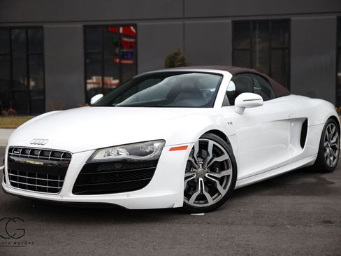 Used 2011 Audi R8 V10 image 2