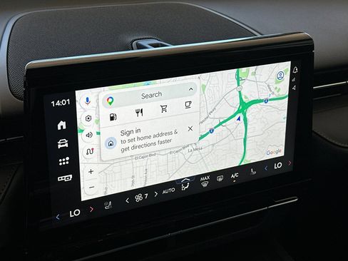 New 2026 Lincoln Nautilus Premier AWD/4WD image 18