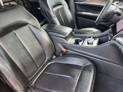 Used 2024 Jeep Grand Cherokee Limited 4xe AWD/4WD image 13