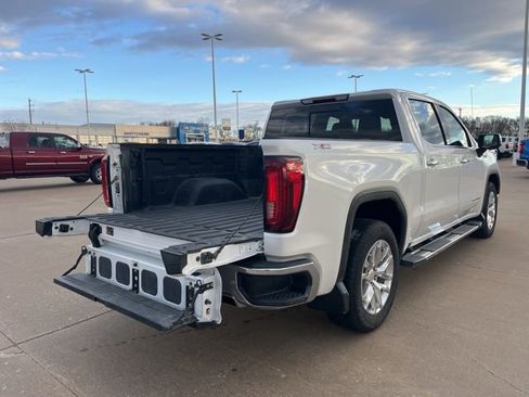 Used 2022 GMC Sierra 1500 SLT w/ SLT Premium Plus Package image 5