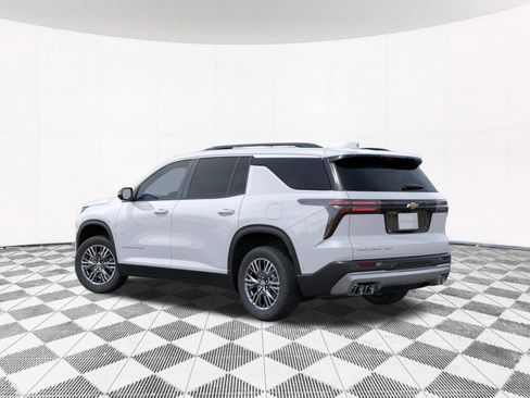 New 2026 Chevrolet Traverse LT w/ Driver Confidence Package AWD/4WD image 6