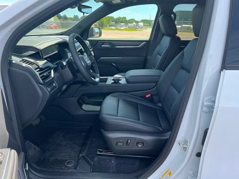 New 2026 GMC Acadia Elevation w/ Black Edition AWD/4WD image 10