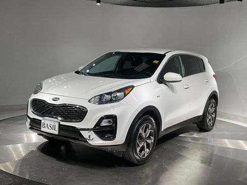 Used 2020 Kia Sportage LX image 8