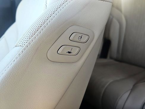 Used 2024 Genesis GV80 3.5T w/ Advanced Package image 16