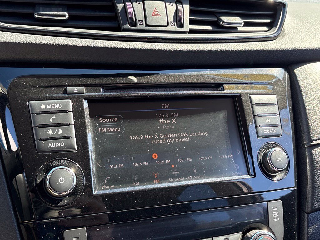 Used 2020 Nissan Rogue SV AWD/4WD image 15