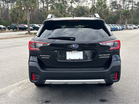 Used 2020 Subaru Outback Touring XT image 32