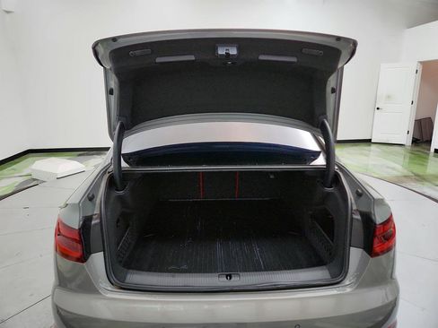 Used 2019 Audi S4 Prestige w/ Prestige Package image 31