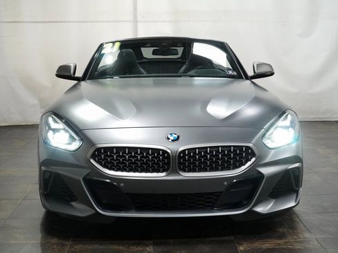 Used 2021 BMW Z4 M40i w/ Executive Package image 9