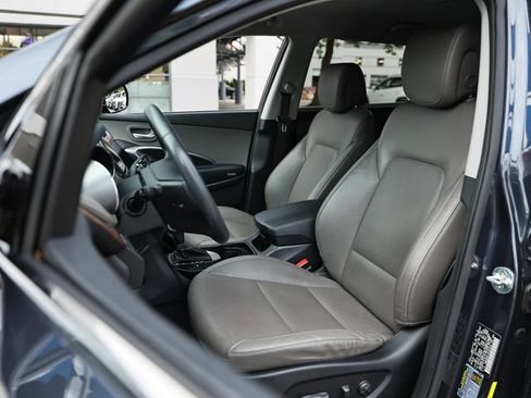 Used 2019 Hyundai Santa Fe XL SE w/ SE Premium Package 02 FWD image 20