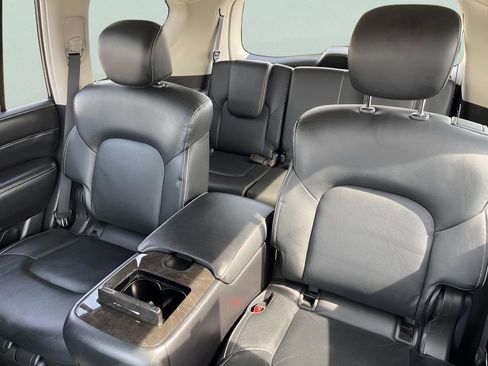 Used 2024 INFINITI QX80 Luxe RWD image 17
