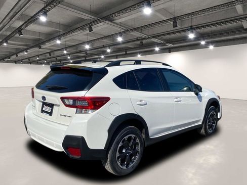 Used 2022 Subaru Crosstrek 2.0i image 7