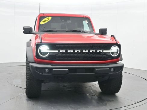 Used 2022 Ford Bronco Wildtrak image 3