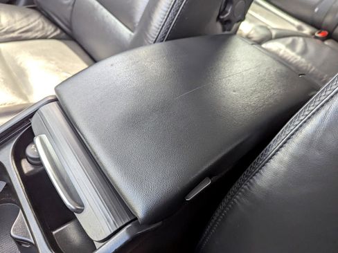 Used 2010 Volvo XC70 3.2 image 28