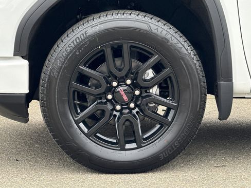 New 2026 GMC Sierra 1500 Elevation image 26