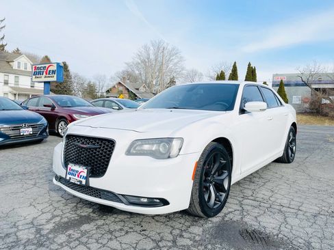 Used 2021 Chrysler 300 S image 1