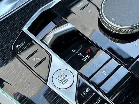 New 2026 BMW X5 xDrive40i w/ M Sport Package image 17