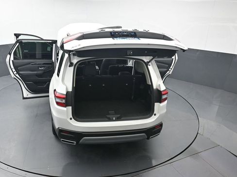 Used 2025 Honda Pilot Touring image 47