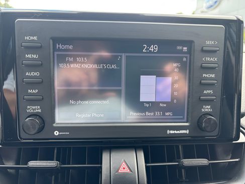 Used 2022 Toyota RAV4 XLE image 18