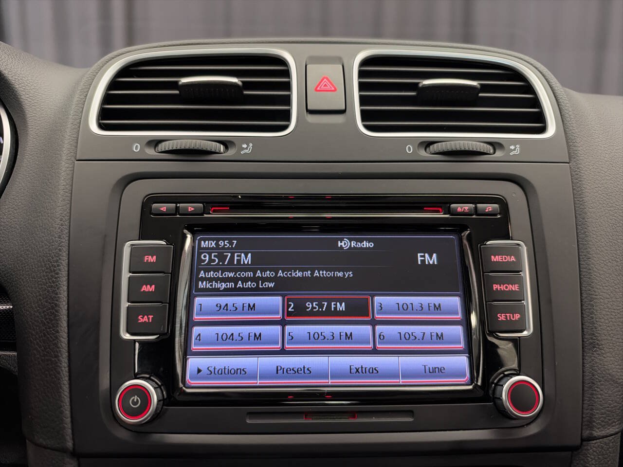Used 2014 Volkswagen Jetta SE FWD image 14