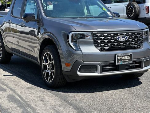 New 2025 Ford Maverick Lariat AWD/4WD image 11