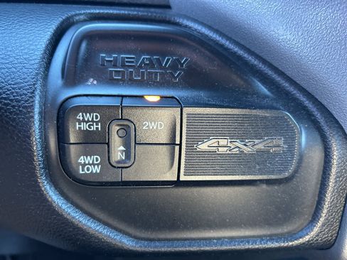 Used 2024 RAM 3500 Big Horn image 38