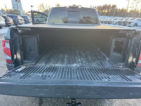 Used 2023 Nissan Titan Platinum Reserve w/ Moonroof Package image 29