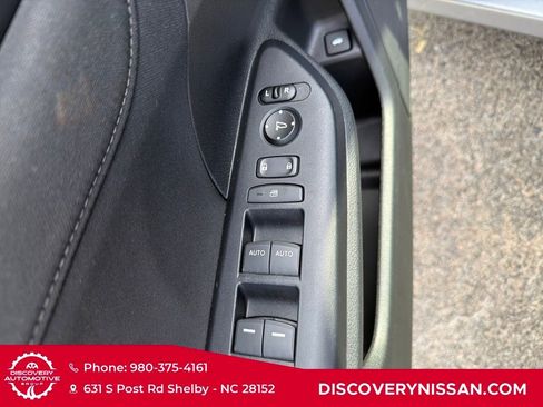 Used 2019 Honda Civic EX image 12