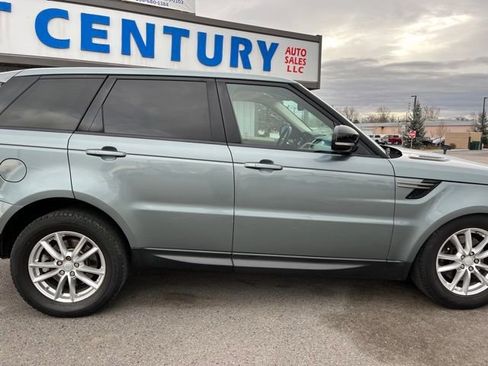 Used 2015 Land Rover Range Rover Sport SE AWD/4WD image 16