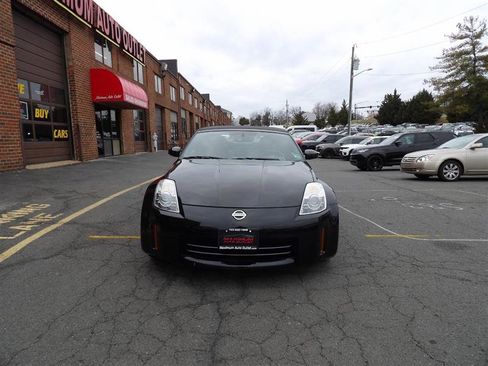 Used 2006 Nissan 350Z Touring image 3