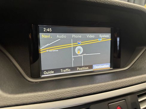 Used 2010 Mercedes-Benz E 350 4MATIC Sedan image 28