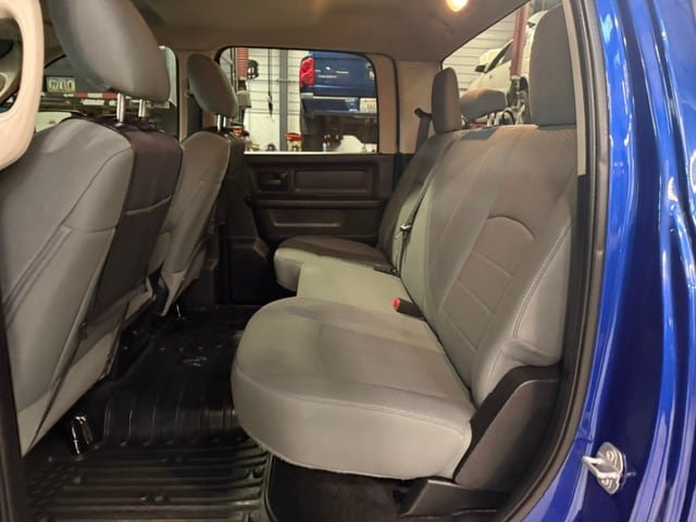 Used 2017 RAM 2500 Tradesman w/ Chrome Appearance Group AWD/4WD image 29