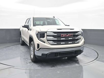New 2026 GMC Sierra 1500 SLE w/ Preferred Package