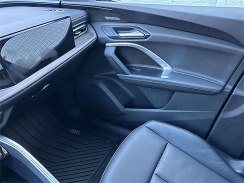 Certified 2025 Audi Q5 Premium Plus w/ Premium Plus image 34