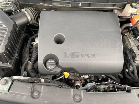 Used 2023 Chevrolet Traverse LT w/ LPO, Floor Liner Package AWD/4WD image 21