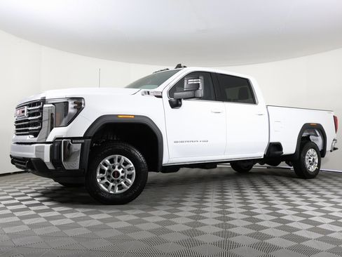 New 2026 GMC Sierra 2500 SLE w/ SLE Convenience Package image 1