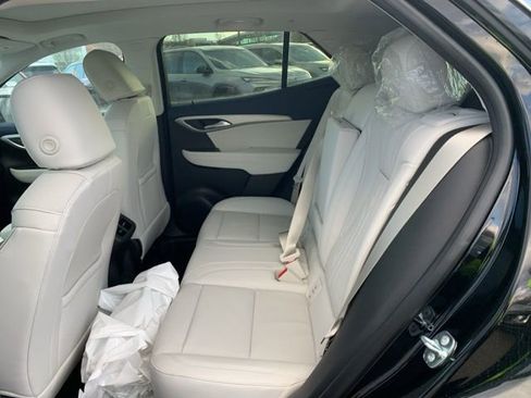 New 2026 Buick Envision Avenir image 24