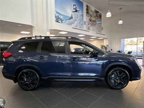 New 2025 Subaru Ascent Bronze Edition w/ Onyx Package image 9
