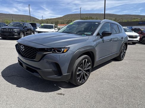 Used 2025 MAZDA CX-50 AWD 2.5 S w/ Premium Plus Pkg image 8