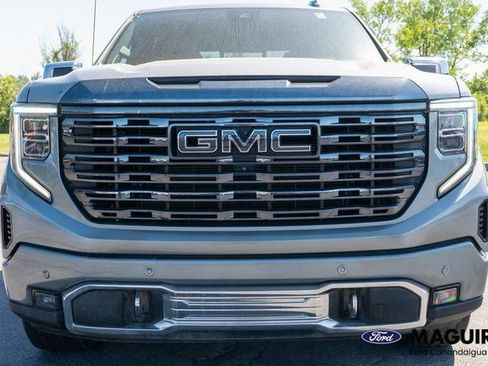 Used 2023 GMC Sierra 1500 Denali Ultimate AWD/4WD image 3