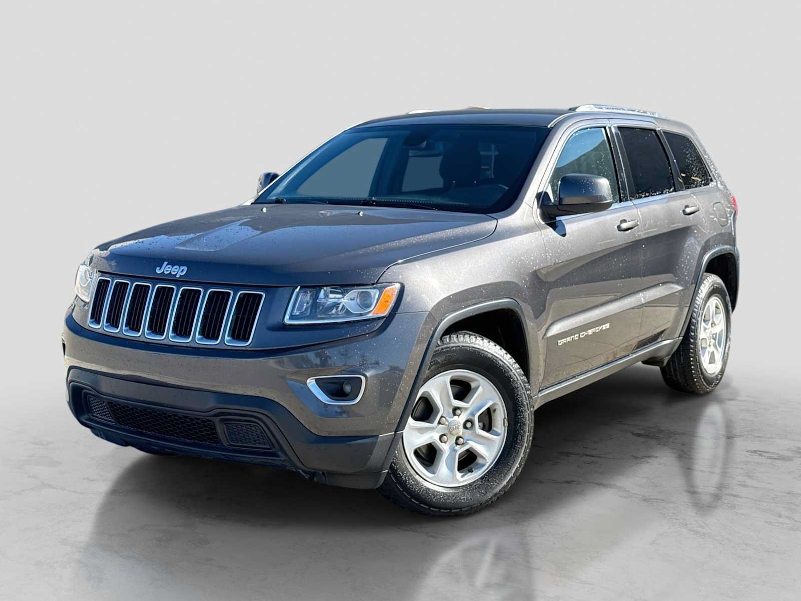 Used 2015 Jeep Grand Cherokee Laredo w/ Quick Order Package 23E AWD/4WD image 1