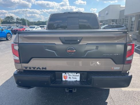 Used 2020 Nissan Titan PRO-4X w/ Pro-4x Utility Package image 4