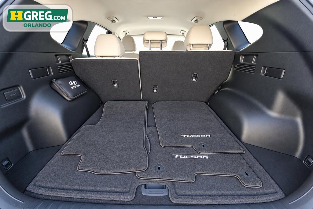 Used 2025 Hyundai Tucson SEL FWD image 17