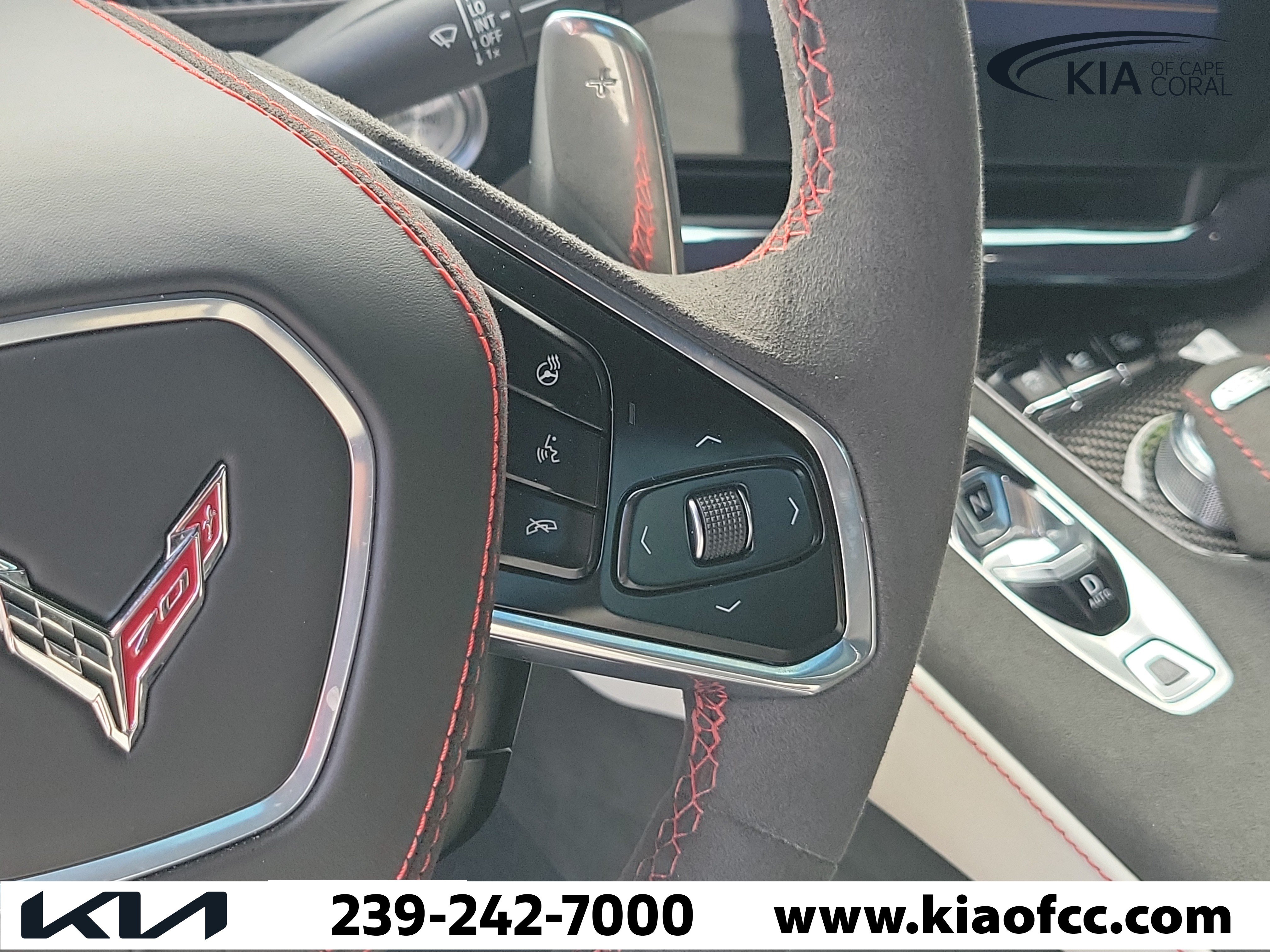 Used 2023 Chevrolet Corvette Stingray Premium Conv w/ Z51 Performance Package RWD image 23